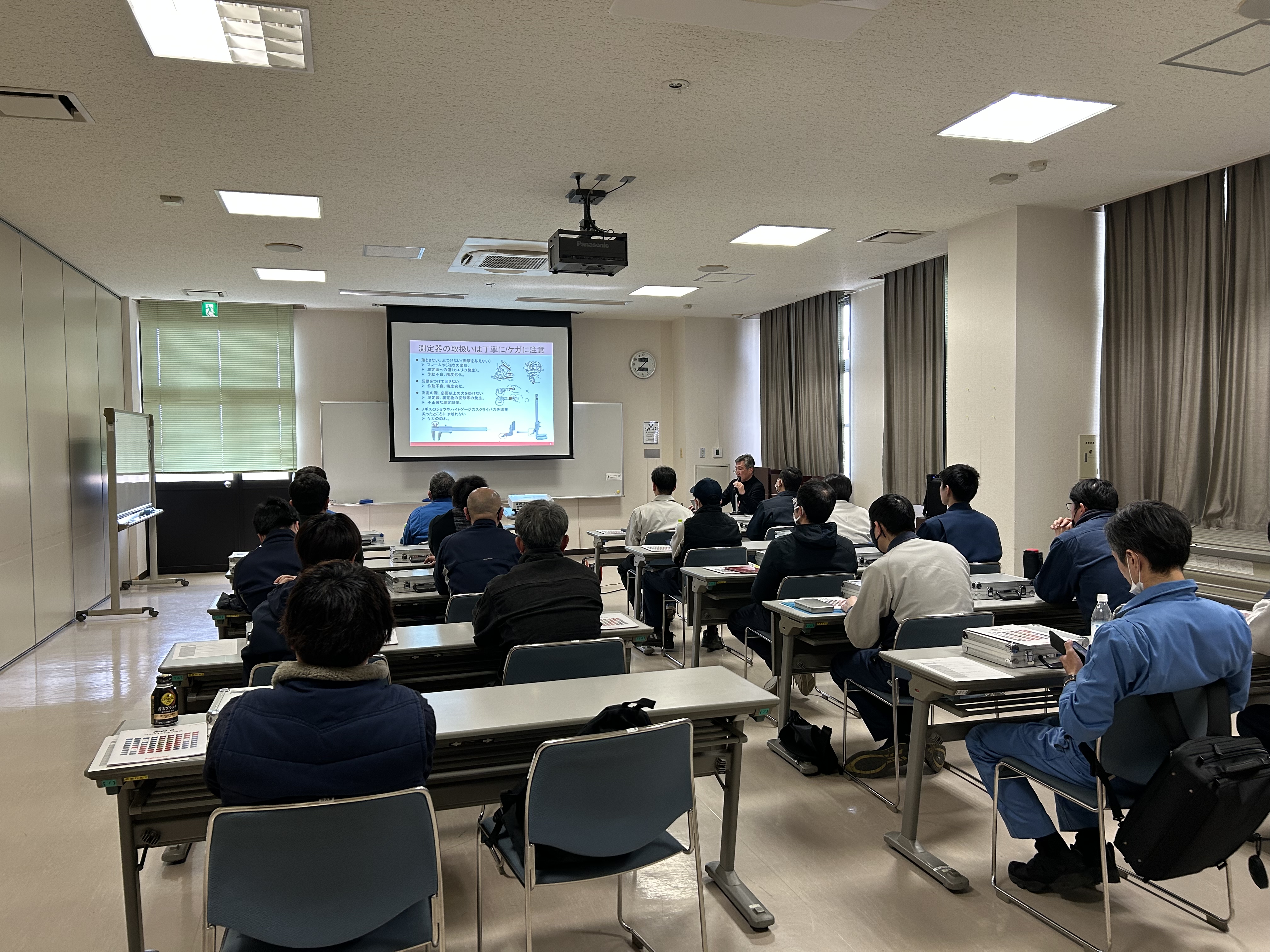 『測定工具の取扱い基礎セミナー』を開催しました！